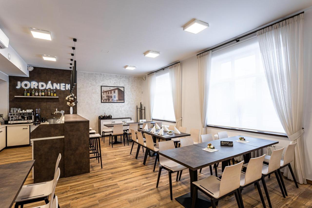Hotel Jordanek Opočno Eksteriør billede