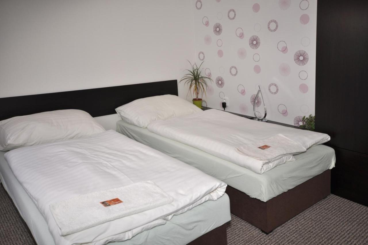 Hotel Jordanek Opočno Eksteriør billede