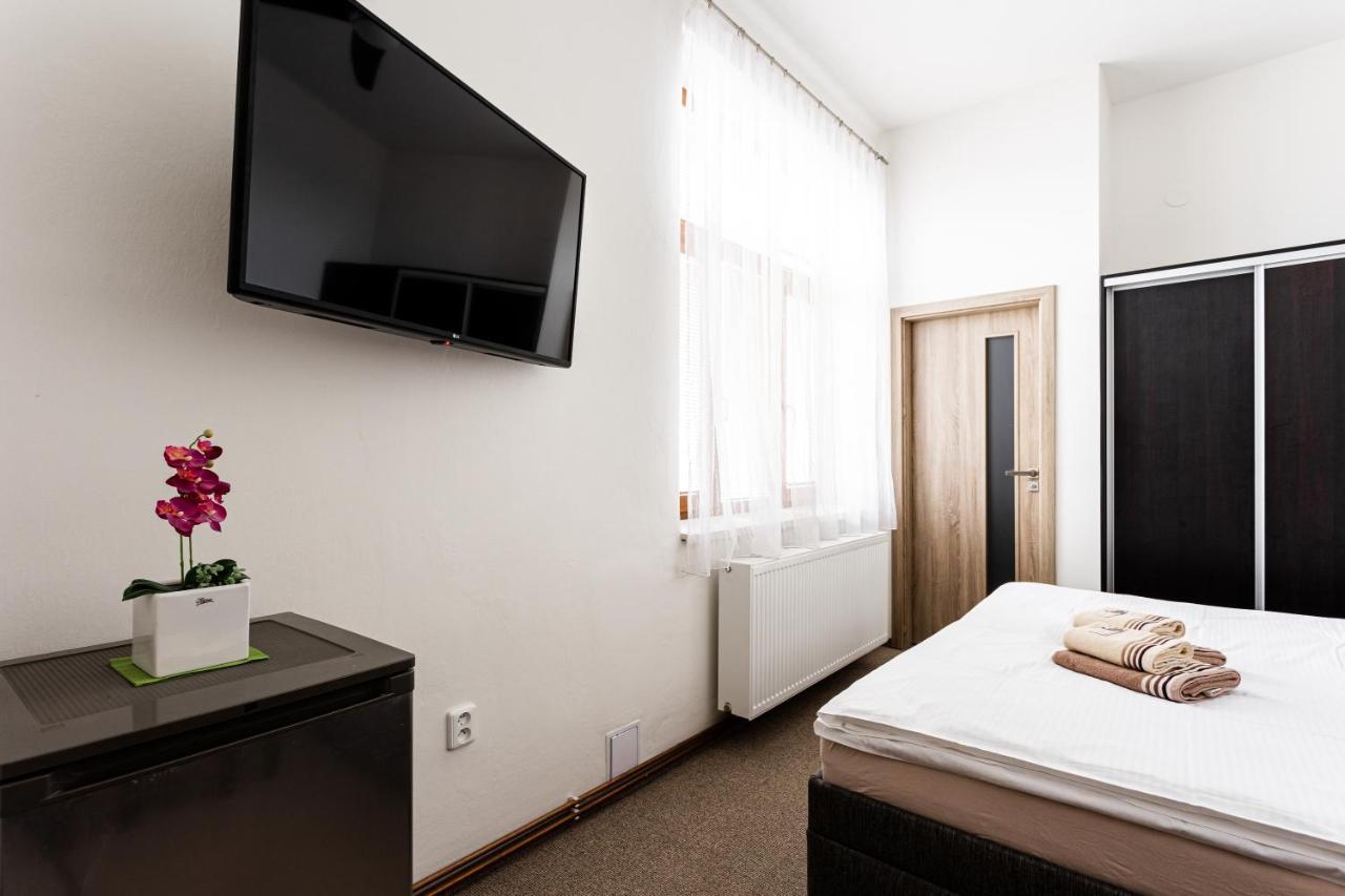 Hotel Jordanek Opočno Eksteriør billede