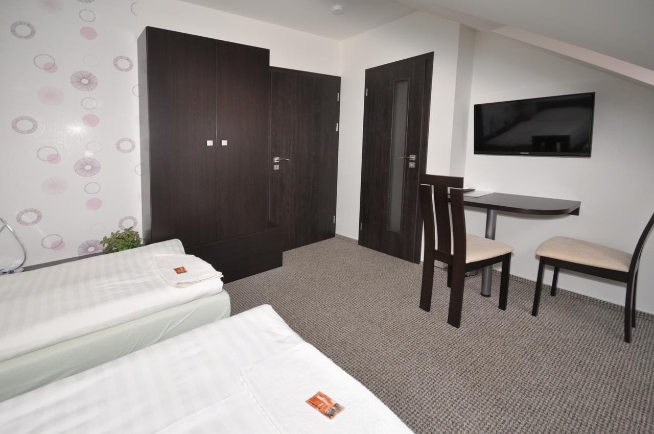 Hotel Jordanek Opočno Eksteriør billede