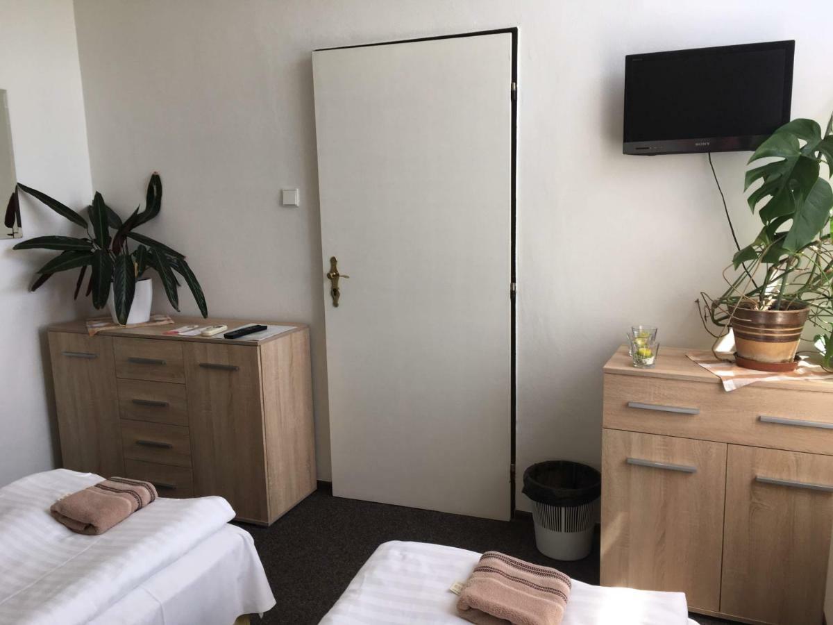Hotel Jordanek Opočno Eksteriør billede